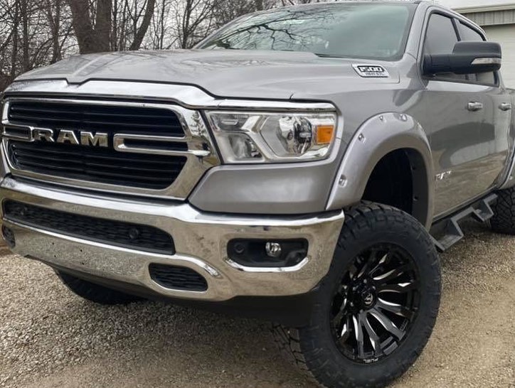 Fuel Wheels Blitz D673 - Image 4