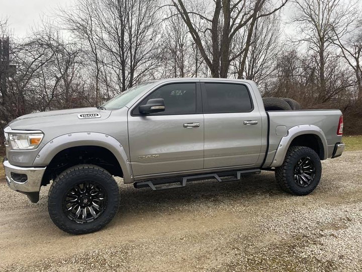 Fuel Wheels Blitz D673 - Image 6