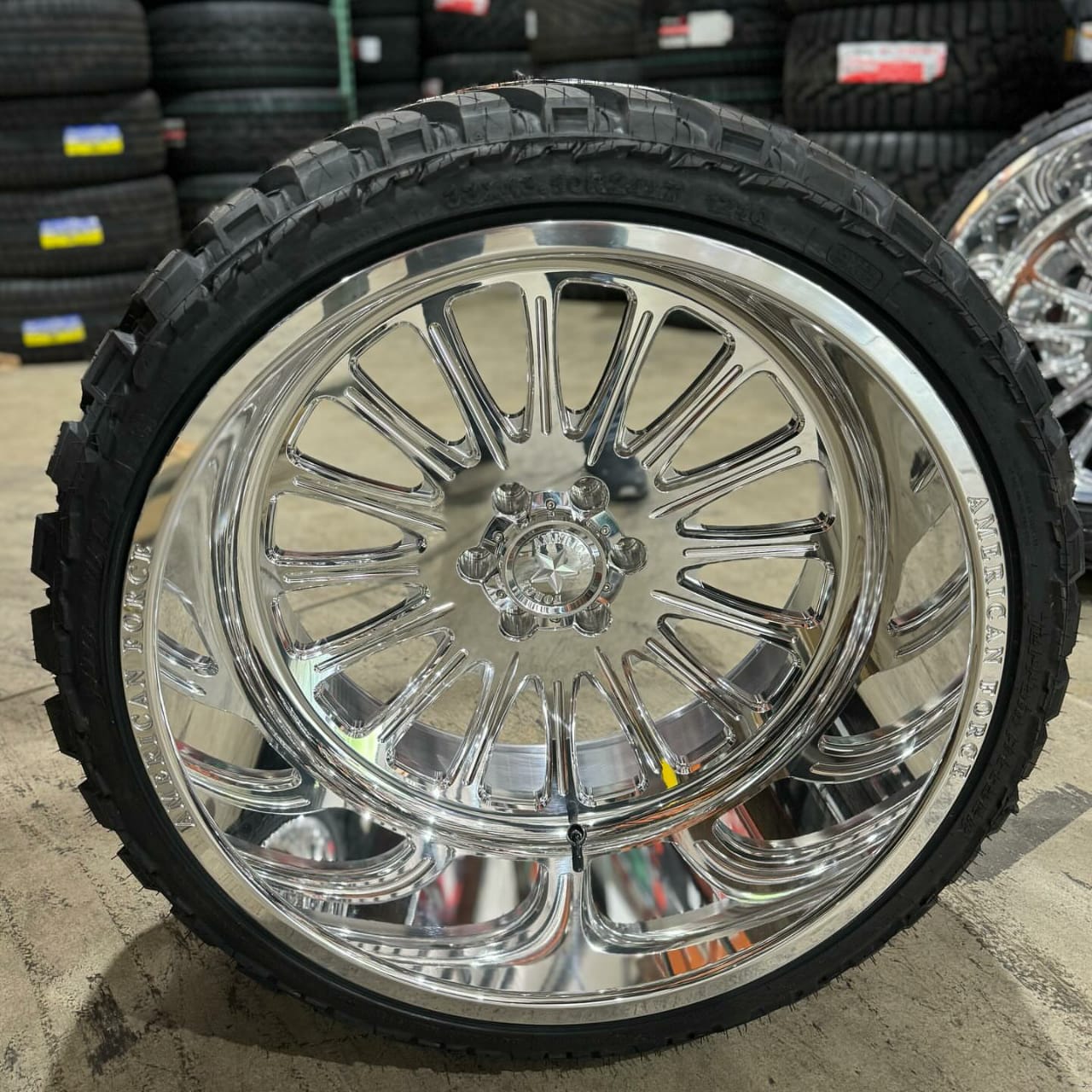 24×14 Lexar & 35s Amp mts - Image 7