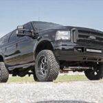 Rough Country 2 Inch Leveling Lift Kit w/N3 Shocks 99-04 F-250
